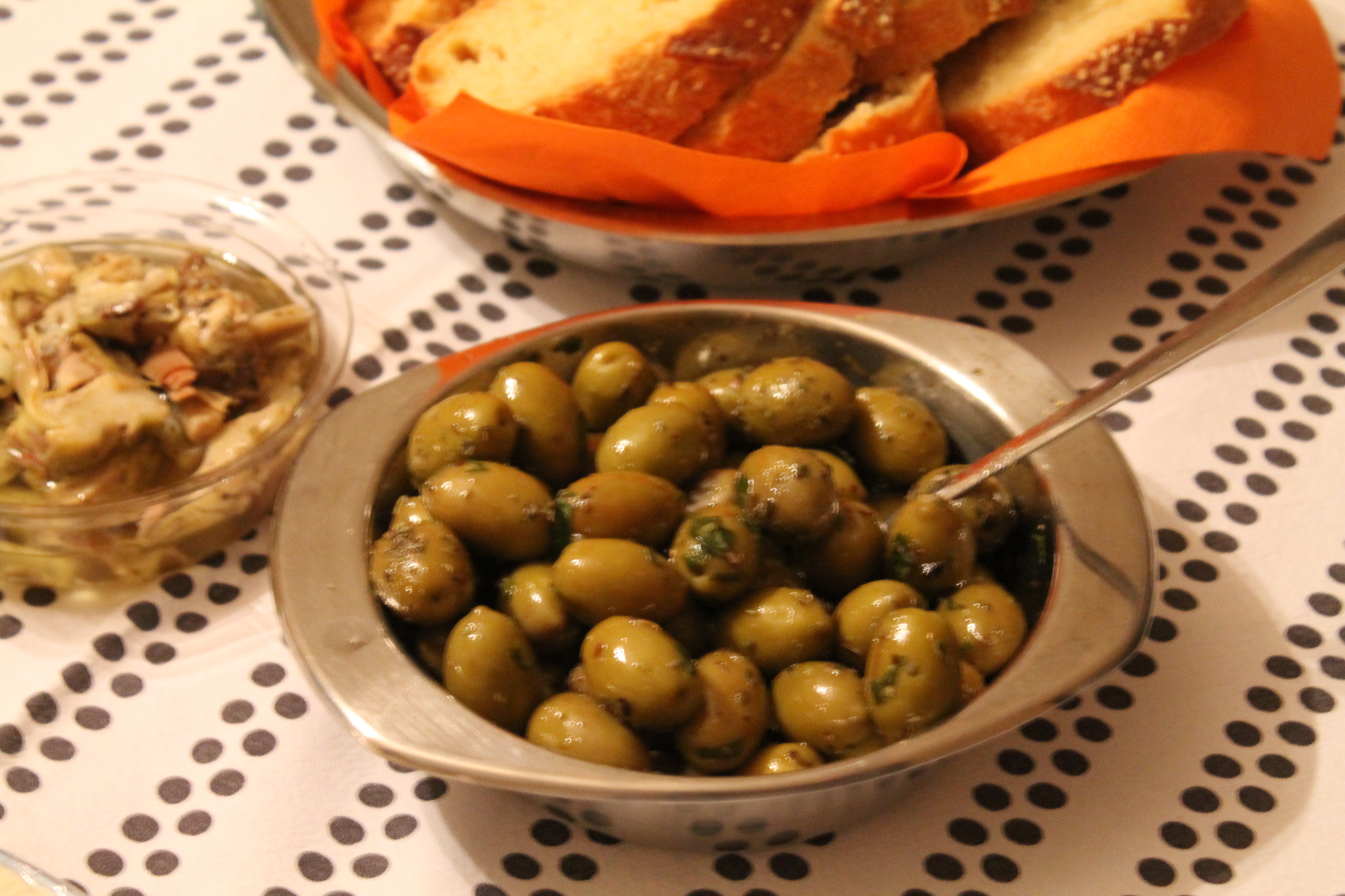 Eingelegte Oliven - der kulinarische donnerstag